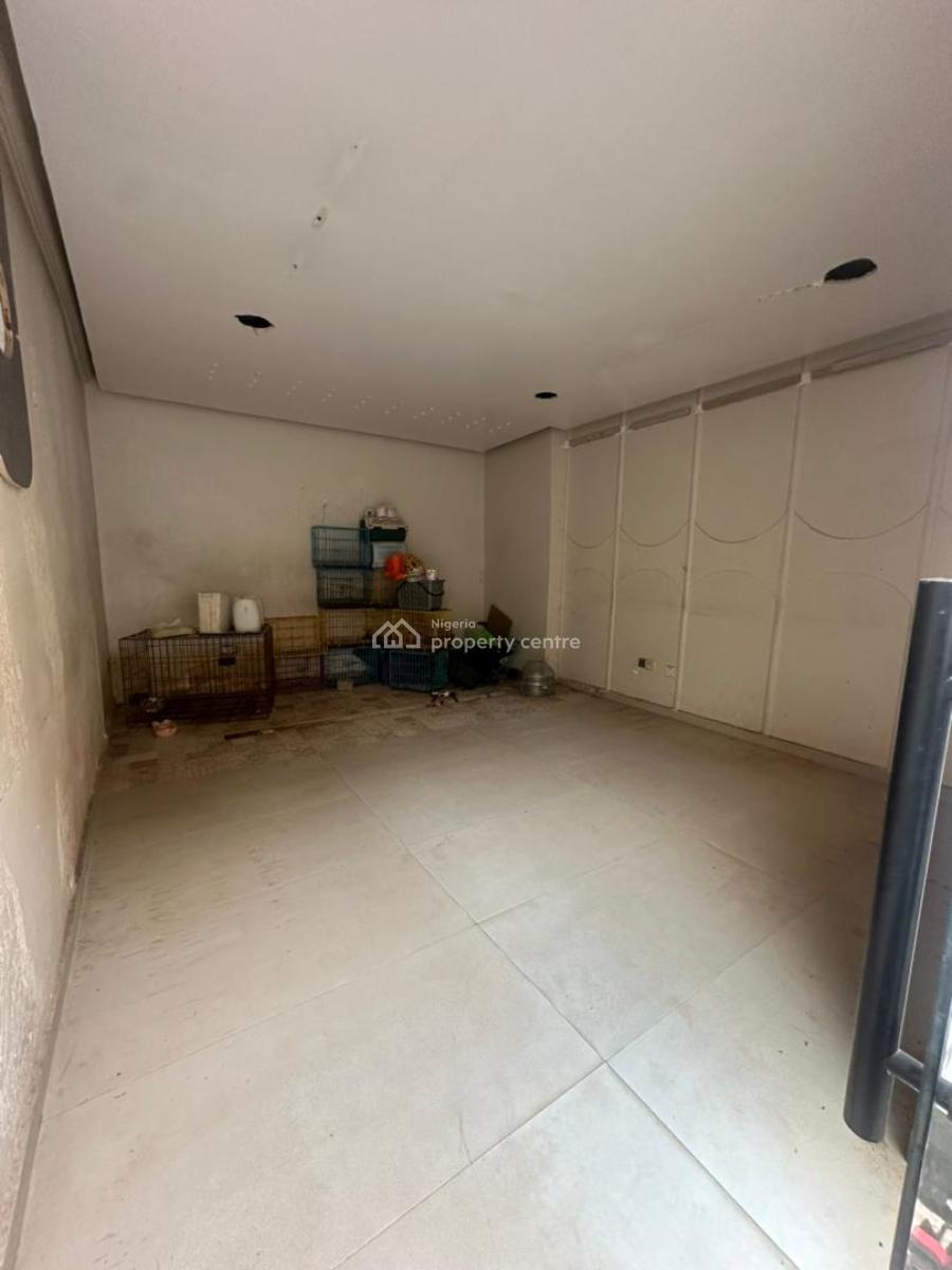 Commercial Space in Lekki Phase 1, Lekki Phase 1, Lekki, Lagos, Commercial Property for Rent