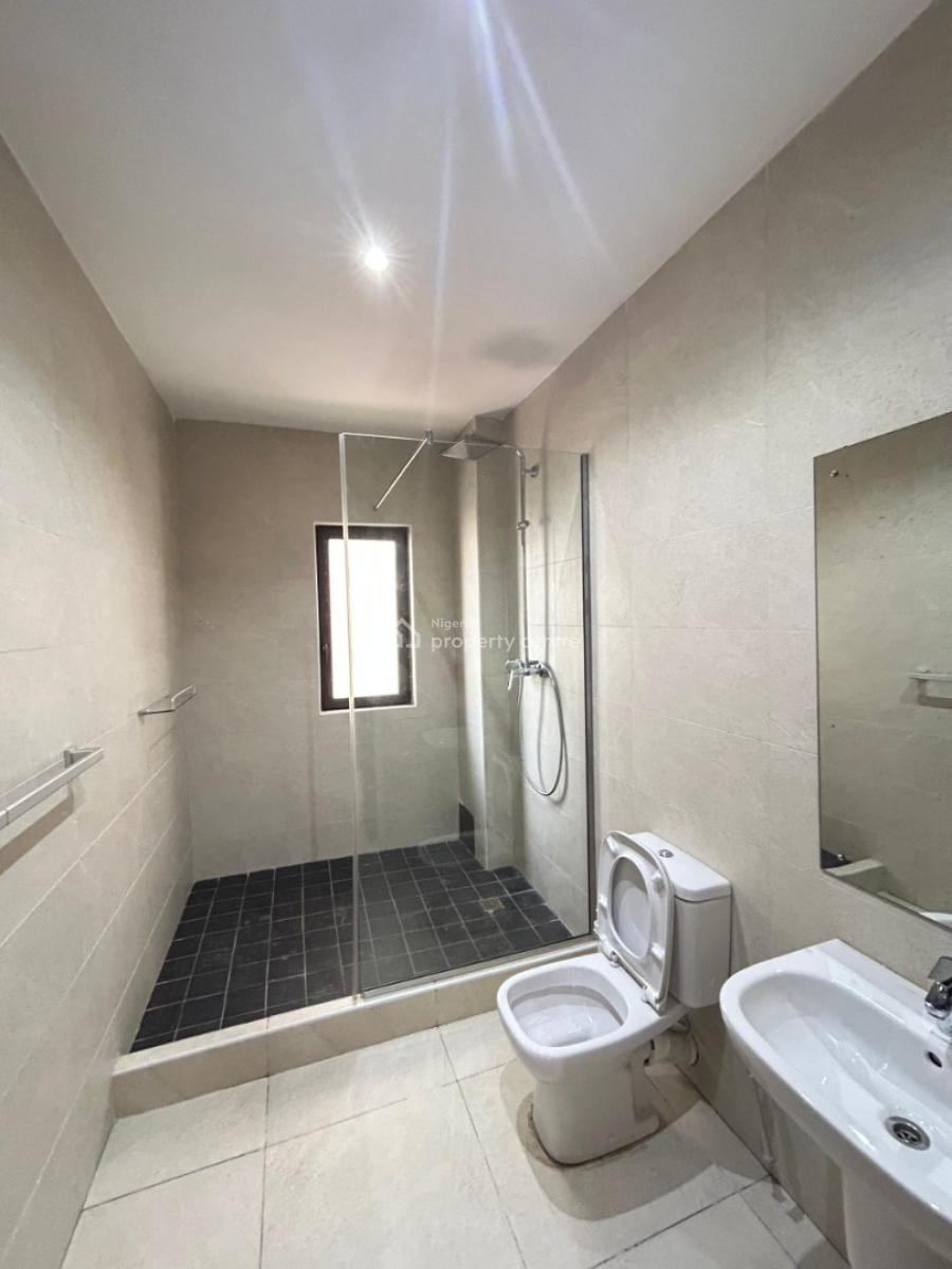 Clean 3bedroom Flat with Bq, Gym and Pool in a Secured Estate, Ikoyi, Lagos, Flat / Apartment for Rent