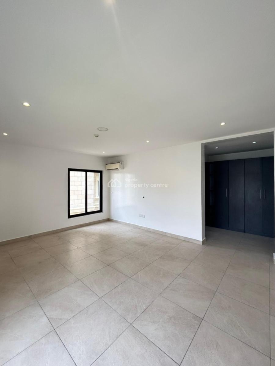 Clean 3bedroom Flat with Bq, Gym and Pool in a Secured Estate, Ikoyi, Lagos, Flat / Apartment for Rent