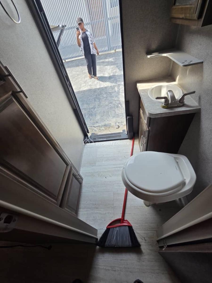 Mobil House, Lekki Scheme 2, Ajah, Lagos, Detached Bungalow for Sale