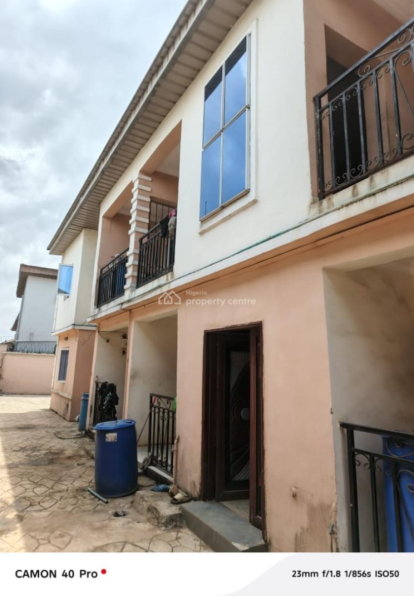 Fully 8 Modern Block of Flats (all En Suite) with P.o.p, Ikotun-idimu, Ikotun, Lagos, Block of Flats for Sale