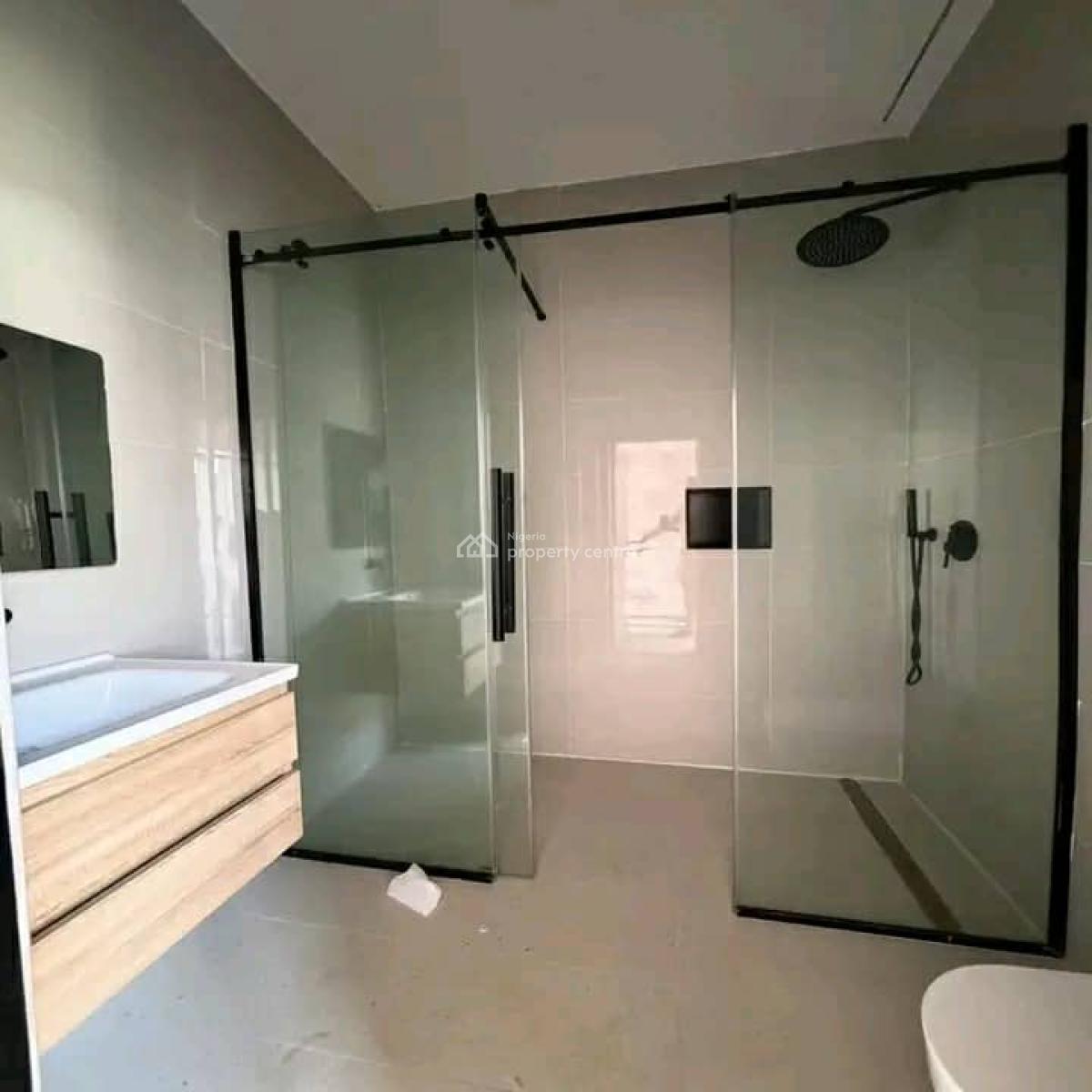 14 Rooms Luxury Hotel Fully Furnished, Wuse2, Wuse 2, Abuja, Hotel / Guest House for Sale