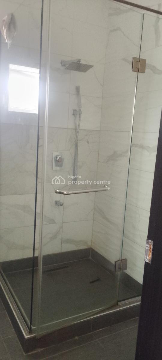 a Spacious Mini Flat, Chevron Drive, Lekki Garden Paradise 3 Estate, Chevron, Lekki, Lagos, Mini Flat (room and Parlour) for Rent