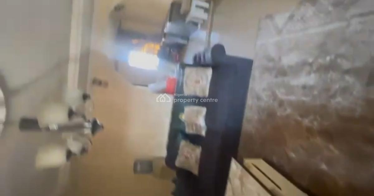 2 Bedroom Flat, Wuye, Abuja, Block of Flats for Sale