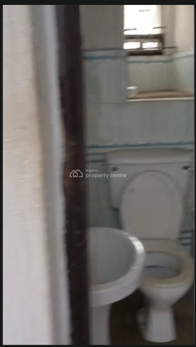 Spacious Shop- Space, Abraham Adesnya Complex Hfp, Ajah, Lagos, Shop for Rent