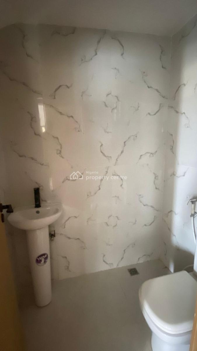 Standard 2bedroom Duplex Facing Coastal Road with Pool & Gym, Directly Facing Coastal Road, Ikate Elegushi, Lekki, Lagos, Terraced Duplex for Sale