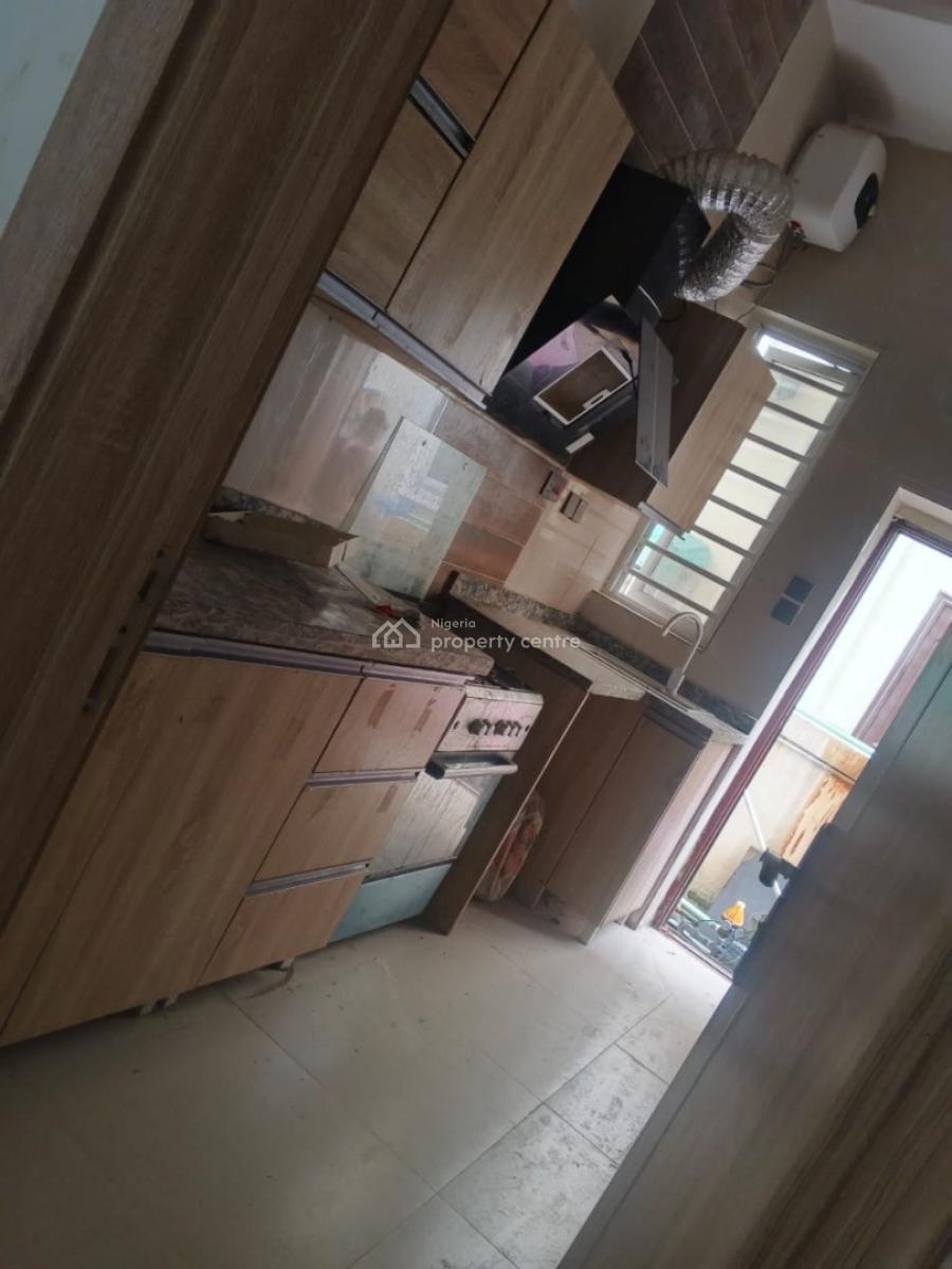 3bedroom Flat, Haris Drive Estate, Lekki Phase 2, Lekki, Lagos, House for Rent
