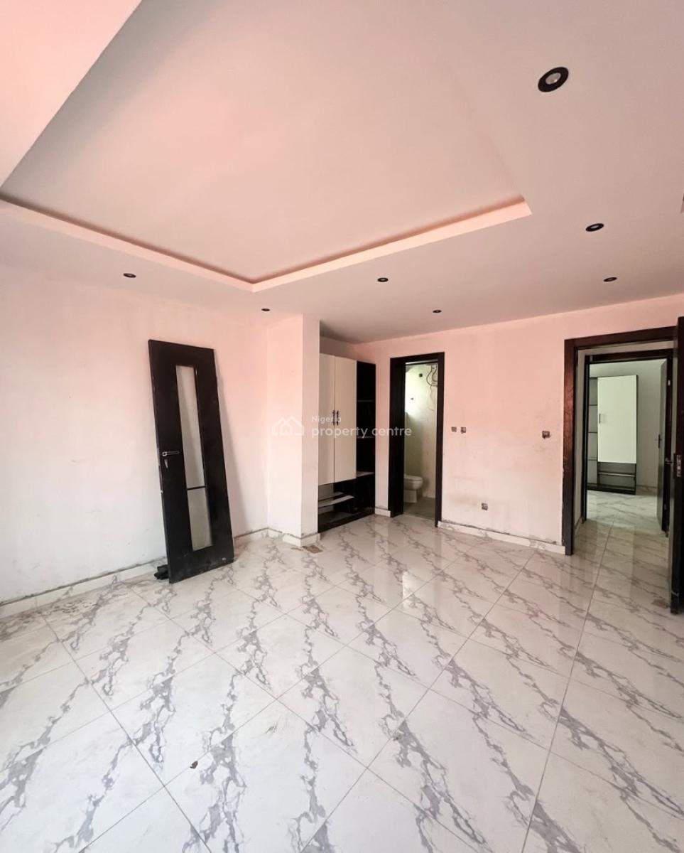 Lovely 2 Bedroom Apartment with Bq, Ikate, Lekki, Lagos, Block of Flats for Sale