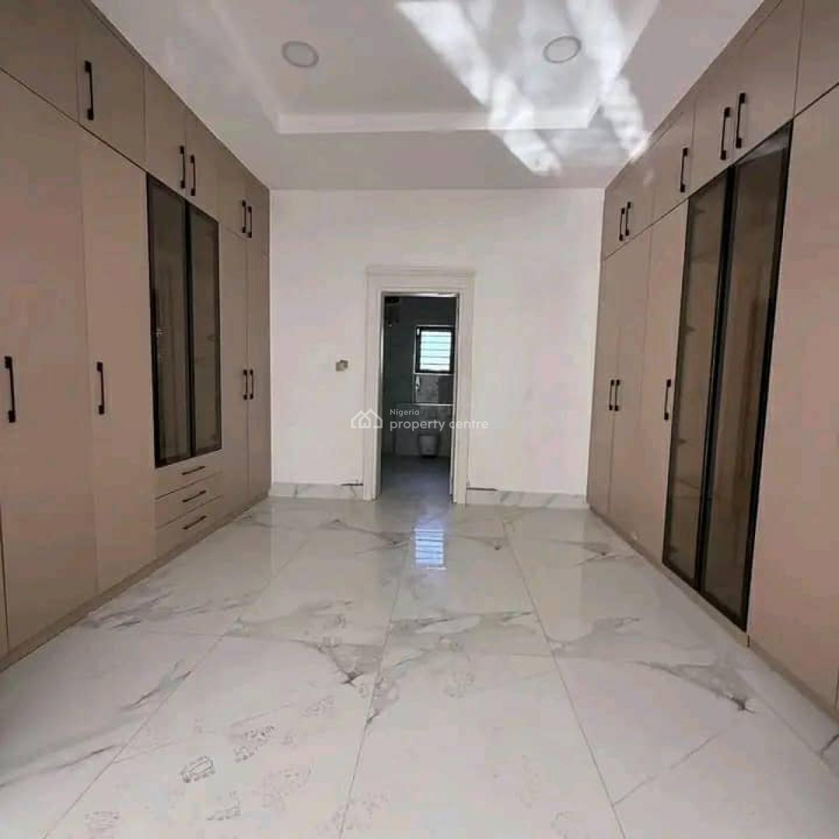 7 Bedroom Fully Detached Villa with Room Bq, Asokoro District, Abuja, Detached Duplex for Sale