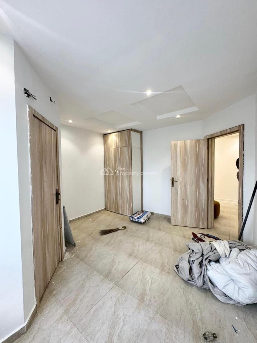 Spacious  4 Bedroom Terrace Duplex, Osapa, Lekki, Lagos, Terraced Duplex for Rent