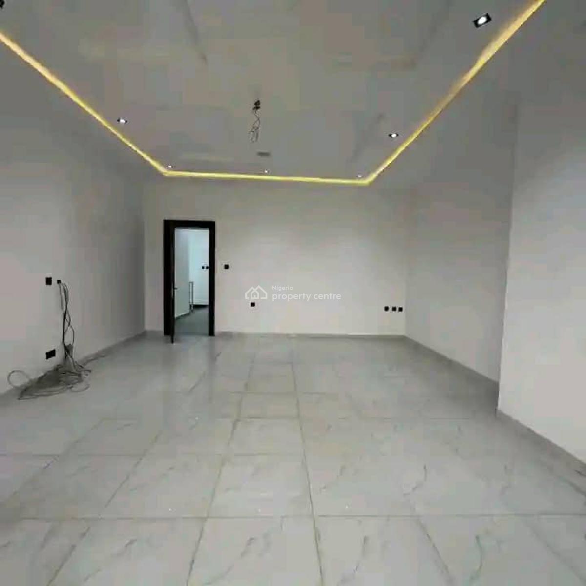 5 Bedroom Fully Detached Duplex with 2 Rooms Bq, Guzape District, Abuja, Detached Duplex for Sale