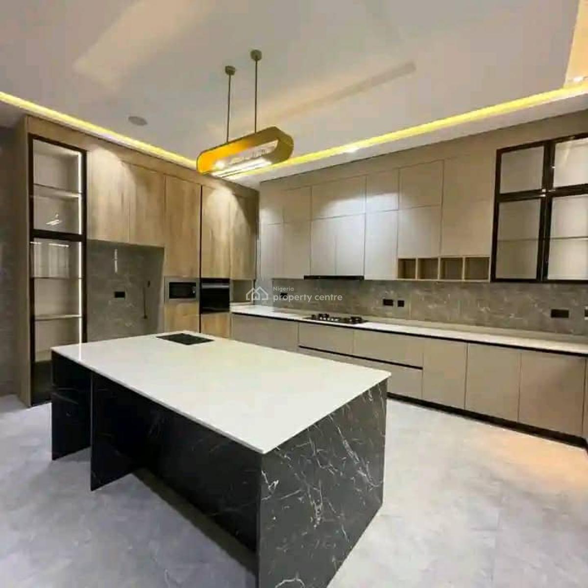 5 Bedroom Fully Detached Duplex with 2 Rooms Bq, Guzape District, Abuja, Detached Duplex for Sale