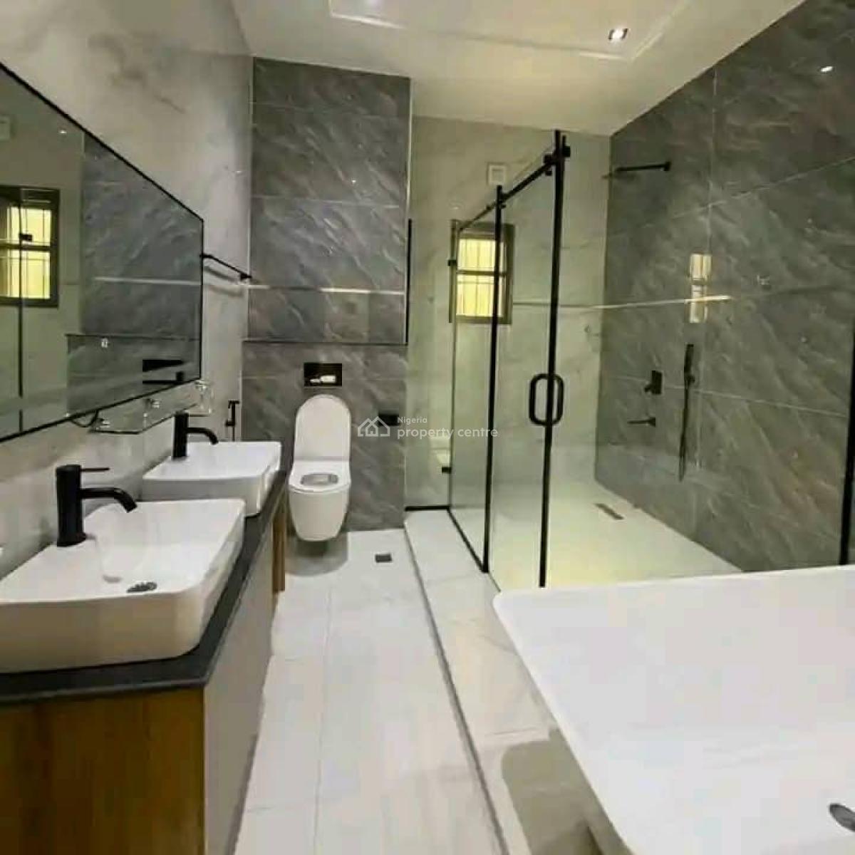 5 Bedroom Fully Detached Duplex with 2 Rooms Bq, Guzape District, Abuja, Detached Duplex for Sale