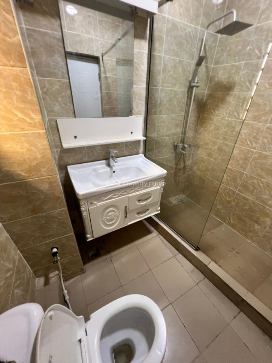 a Luxury 2 Bedroom Flat, Pepperoni Abraham Adesunya Ajah, Lekki Phase 2, Lekki, Lagos, Flat / Apartment for Rent