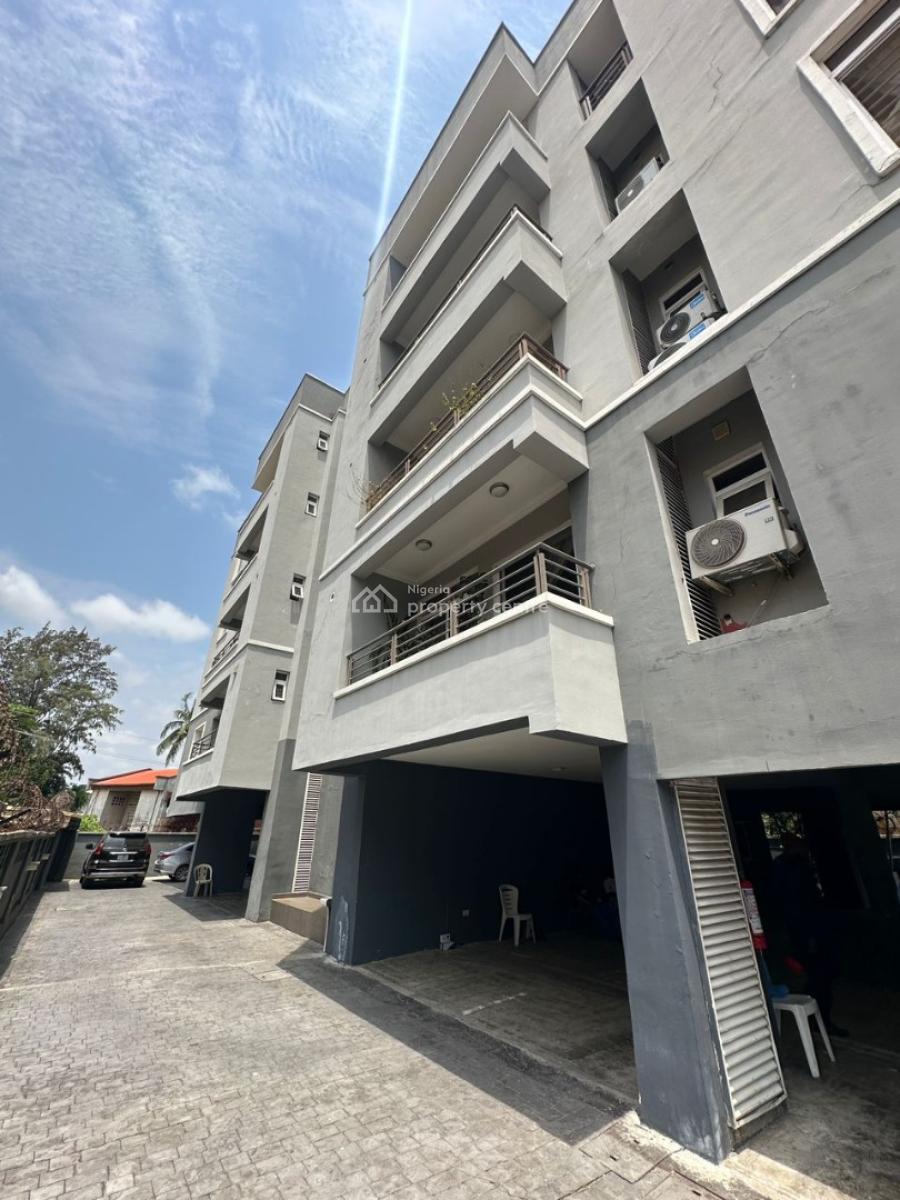 Well-maintained Spacious 3-bedroom Fully Serviced Apartment, Ikoyi, Lagos, Flat / Apartment for Rent