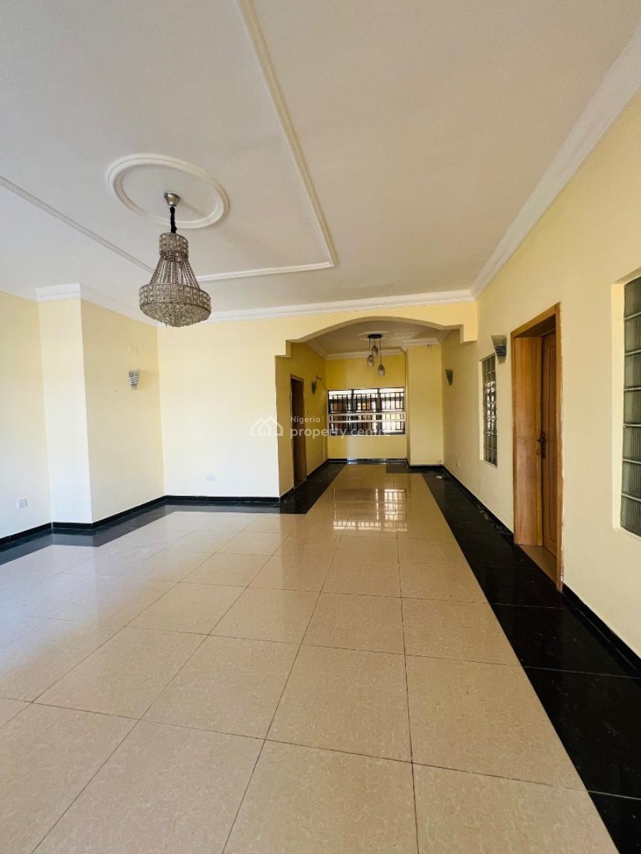 Well Built 3 Bedroom Apartment with Bq, Chevron, Lekki, Lagos, Flat / Apartment for Rent