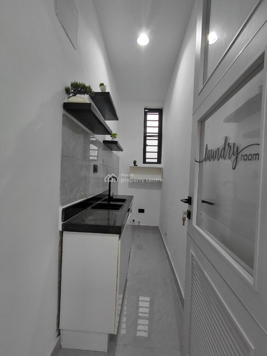 Exquisite 5 Bedroom Detached Duplex with Bq, By Second Toll-gate, Lekki, Lagos, Detached Duplex for Sale