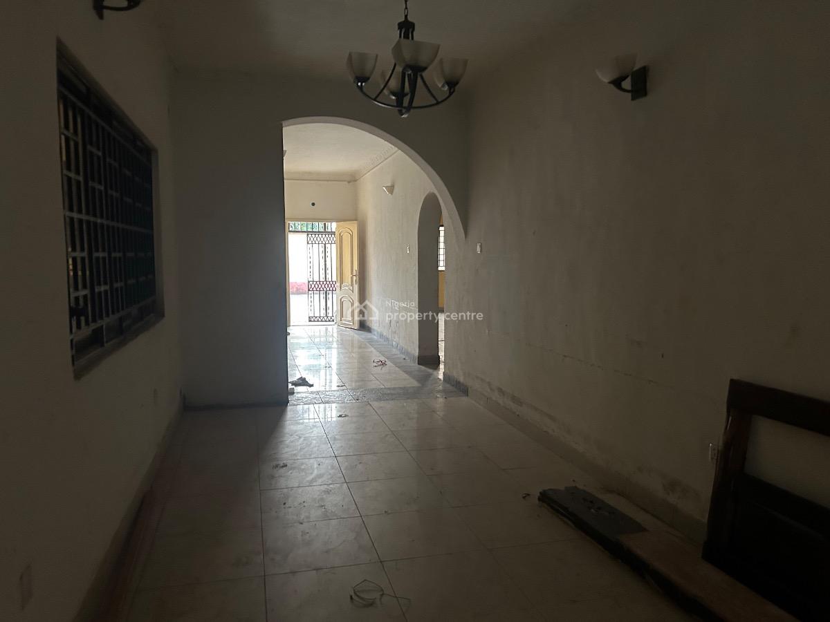 Luxury 4 Bedrooms Flat, Babatunde Anjuos, Lekki Phase 1, Lekki, Lagos, Flat / Apartment for Rent