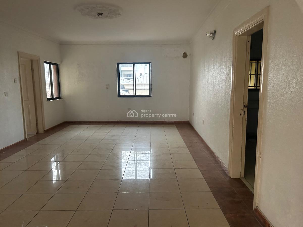 Luxury 4 Bedrooms Flat, Babatunde Anjuos, Lekki Phase 1, Lekki, Lagos, Flat / Apartment for Rent