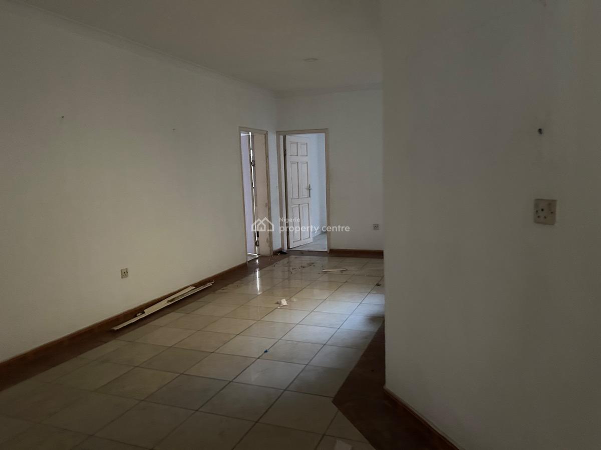 Luxury 4 Bedrooms Flat, Babatunde Anjuos, Lekki Phase 1, Lekki, Lagos, Flat / Apartment for Rent