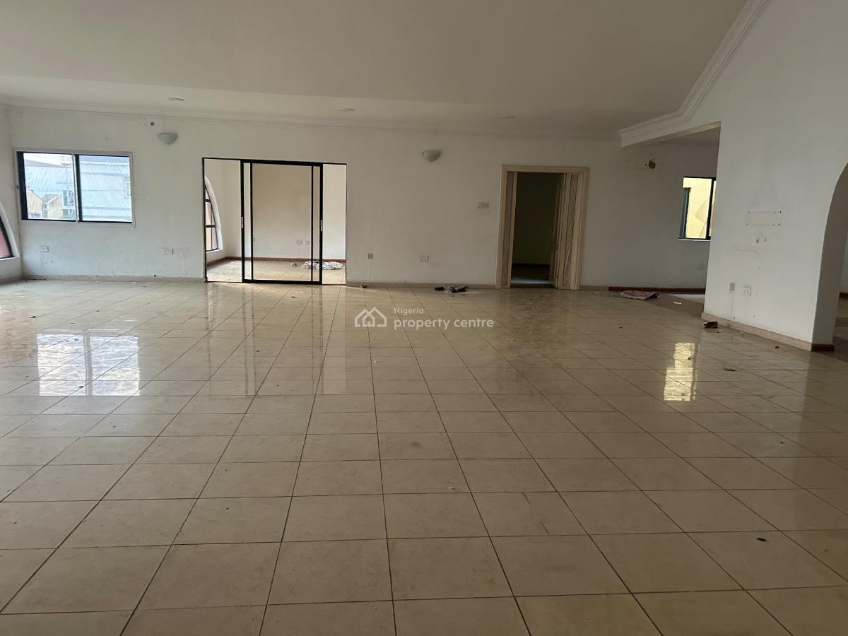 Luxury 4 Bedrooms Flat, Babatunde Anjuos, Lekki Phase 1, Lekki, Lagos, Flat / Apartment for Rent