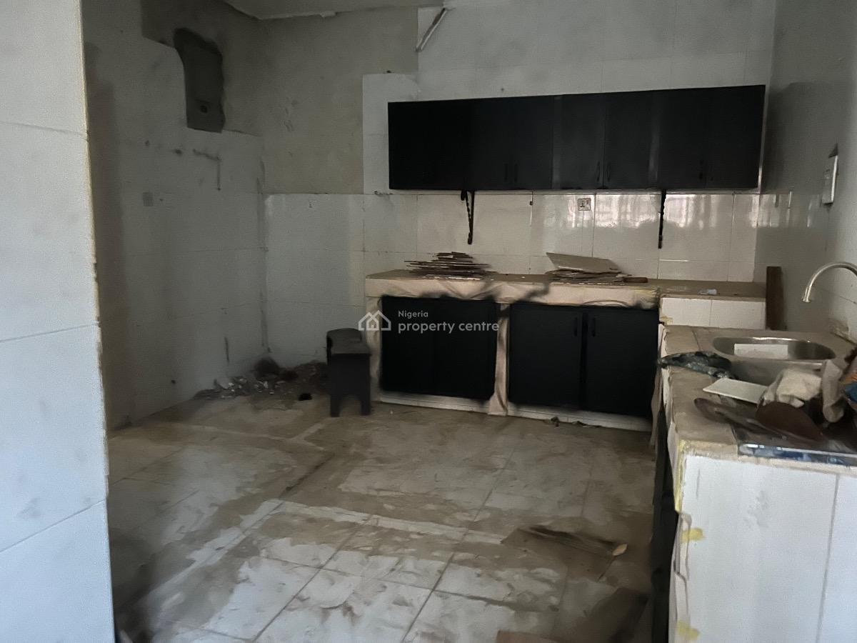 Luxury 4 Bedrooms Flat, Babatunde Anjuos, Lekki Phase 1, Lekki, Lagos, Flat / Apartment for Rent