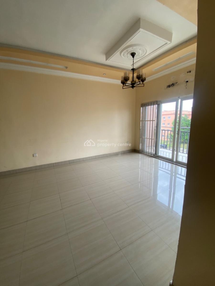 Luxury 3 Bedroom Flat, Rivtaf Golf Estate, Trans Amadi, Port Harcourt, Rivers, Flat / Apartment for Sale