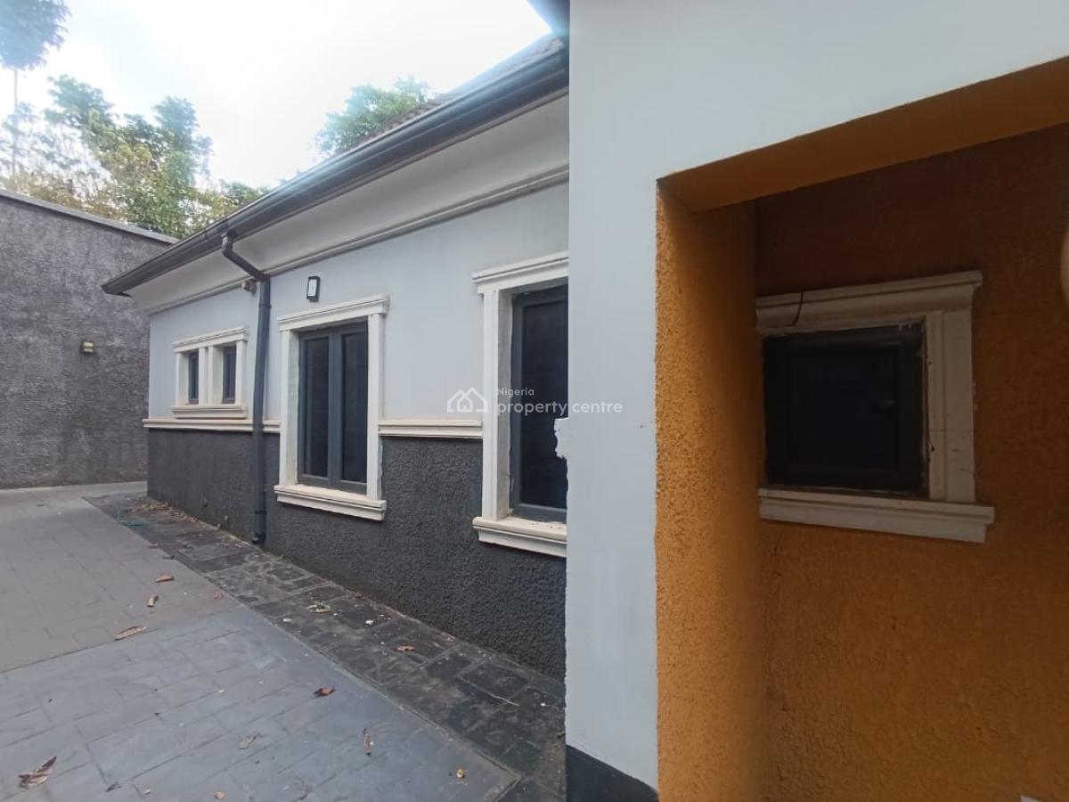 Well and Fully Furnished Modern 4 Bedroom Bungalow, Ekeerin, Ologuneru, Ibadan, Oyo, Detached Bungalow for Sale