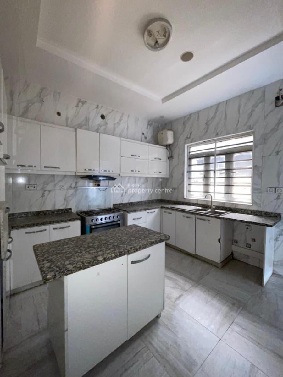 Standard 4 Bed Terrace Duplex, Lekki, Lagos, Flat / Apartment for Rent