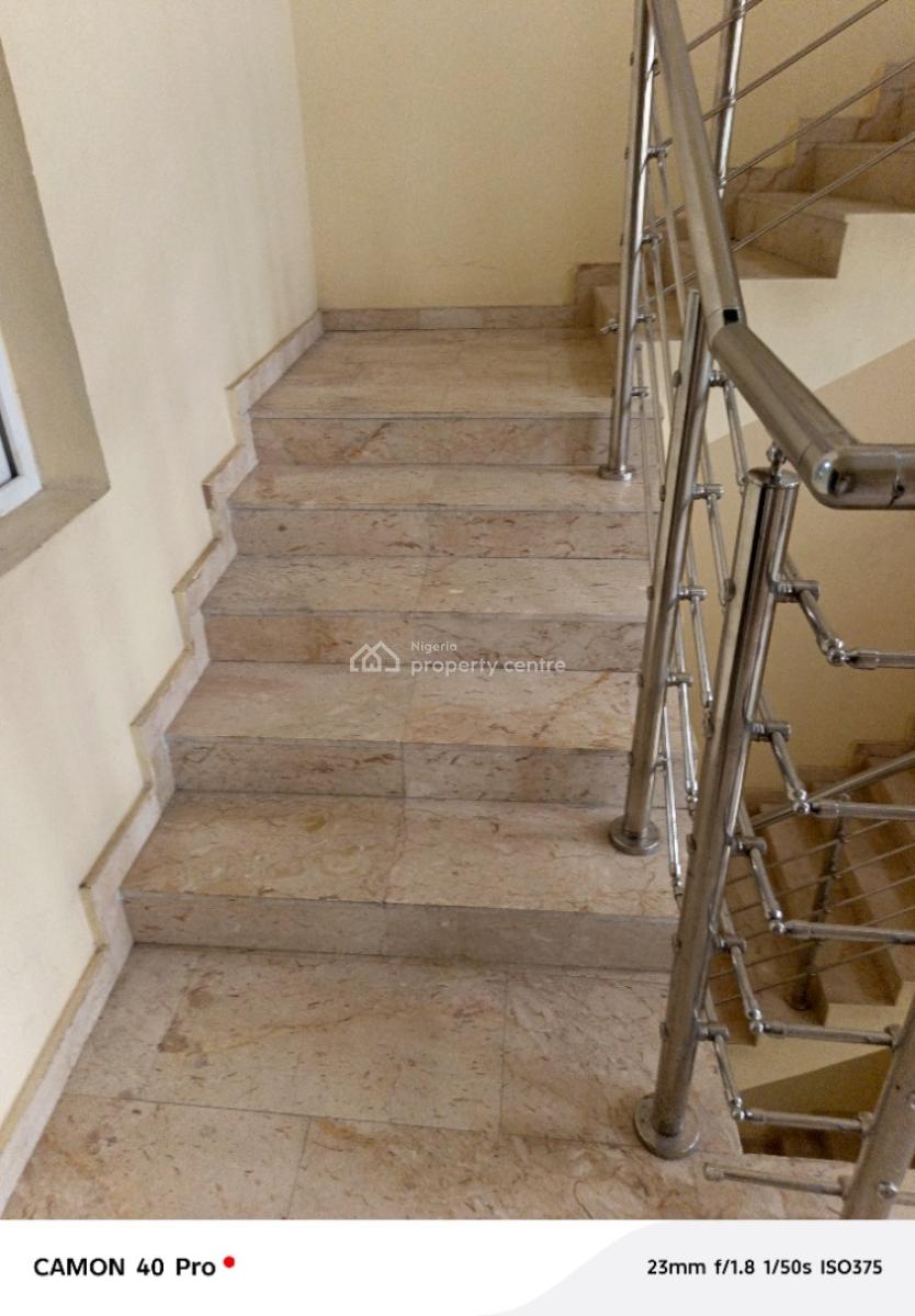 2 Bedroom Apartment, Off Ligali Ayorinde, Victoria Island (vi), Lagos, Flat / Apartment for Rent