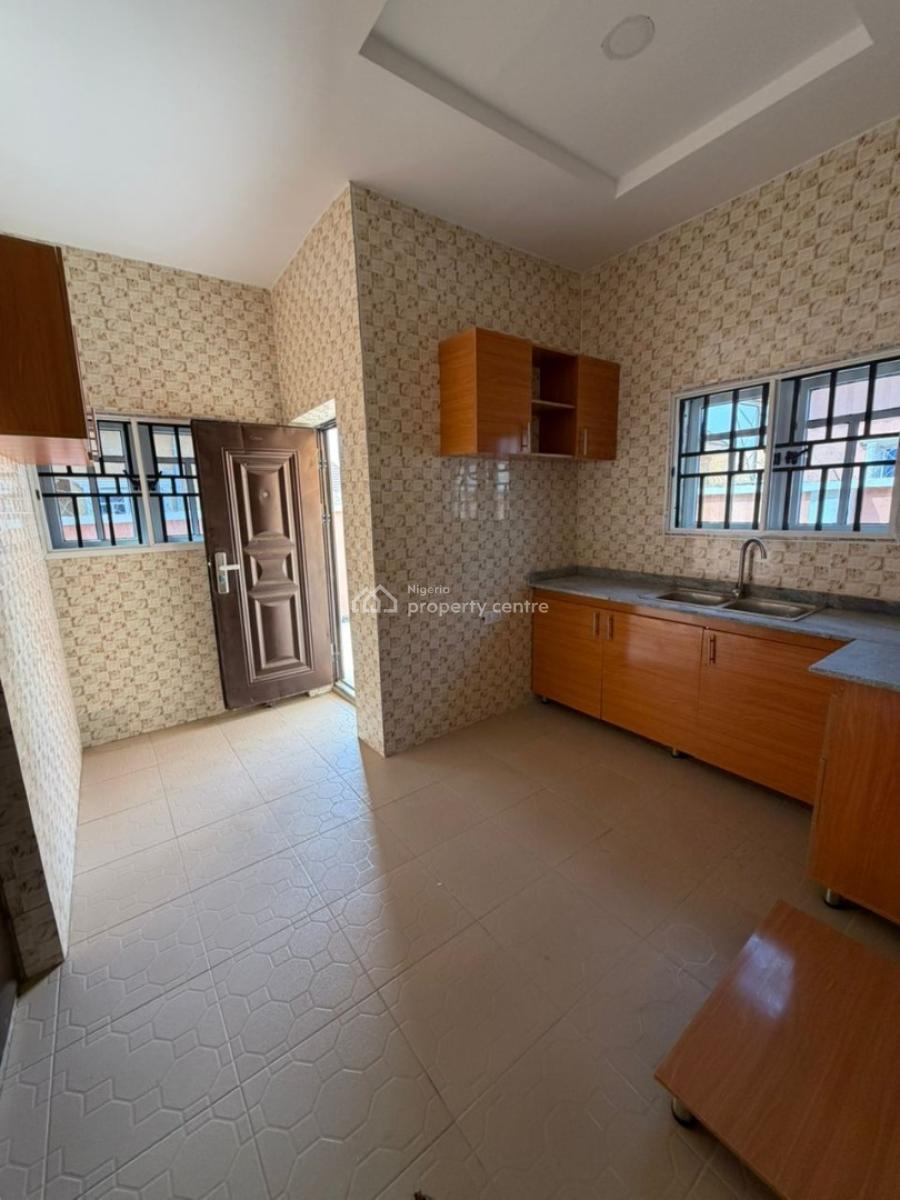 Brand New 3-bedroom Bungalow with a Wide Space for Bq, Kubwa, Abuja, Detached Bungalow for Sale