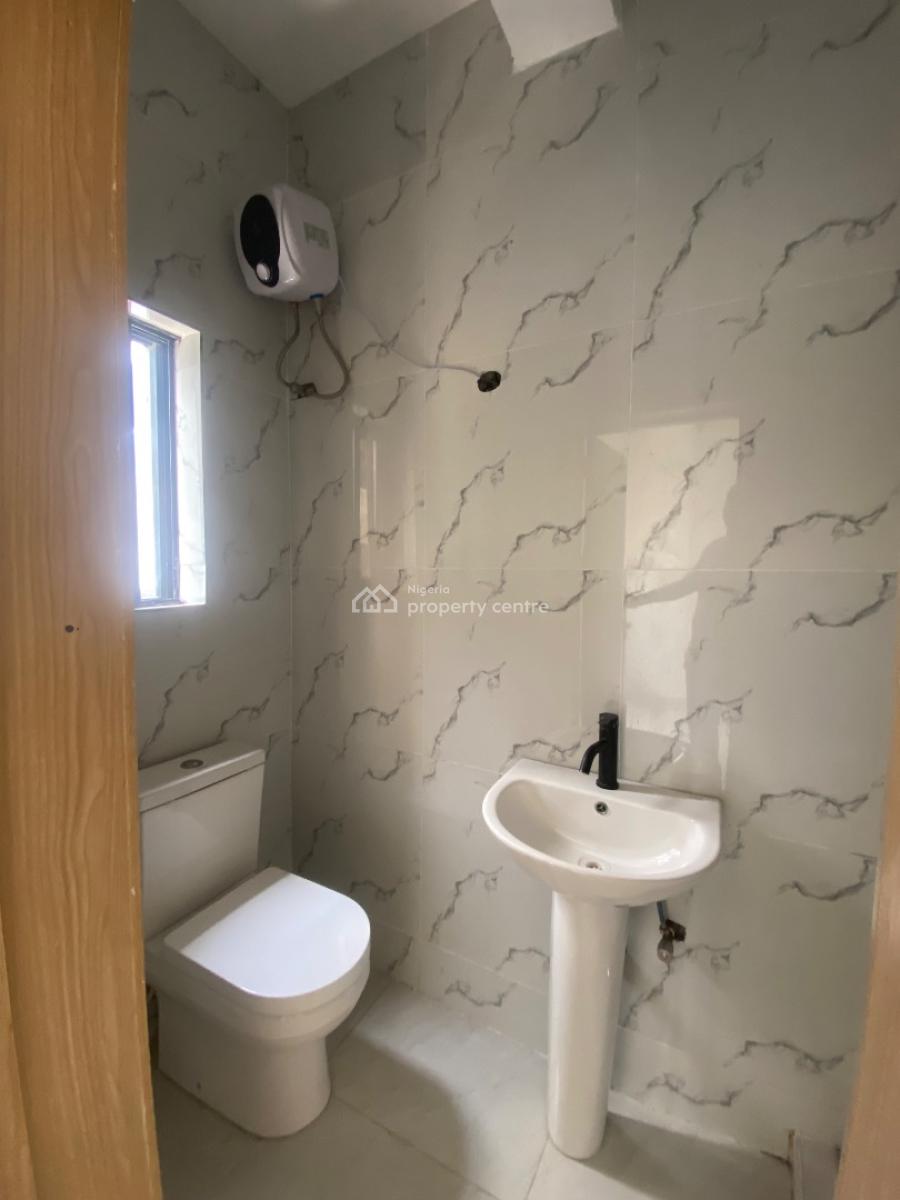 Luxury Serviced 2 Bedroom Maisonette with Ocean View, Lekki Phase 1, Lekki, Lagos, Terraced Duplex for Sale