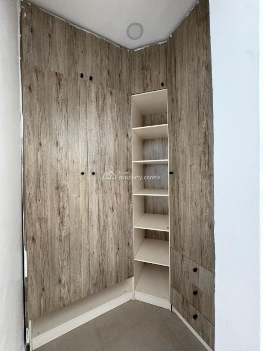 Taste of Freshness in a 2-bedroom Terraced Duplex, Orchid Road, Lekki, Lagos, Terraced Duplex for Rent