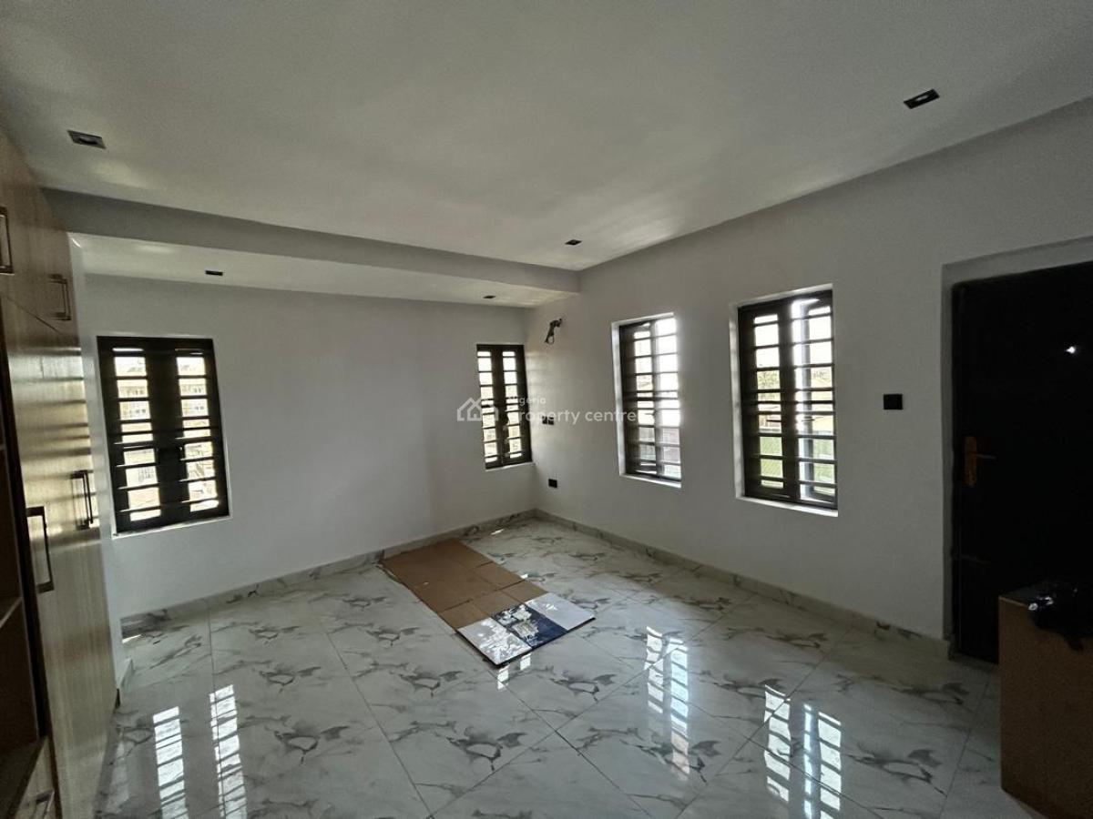 Luxury Spacious and Newly Built 3 Bedroom, Akoka, Yaba, Lagos, Block of Flats for Sale