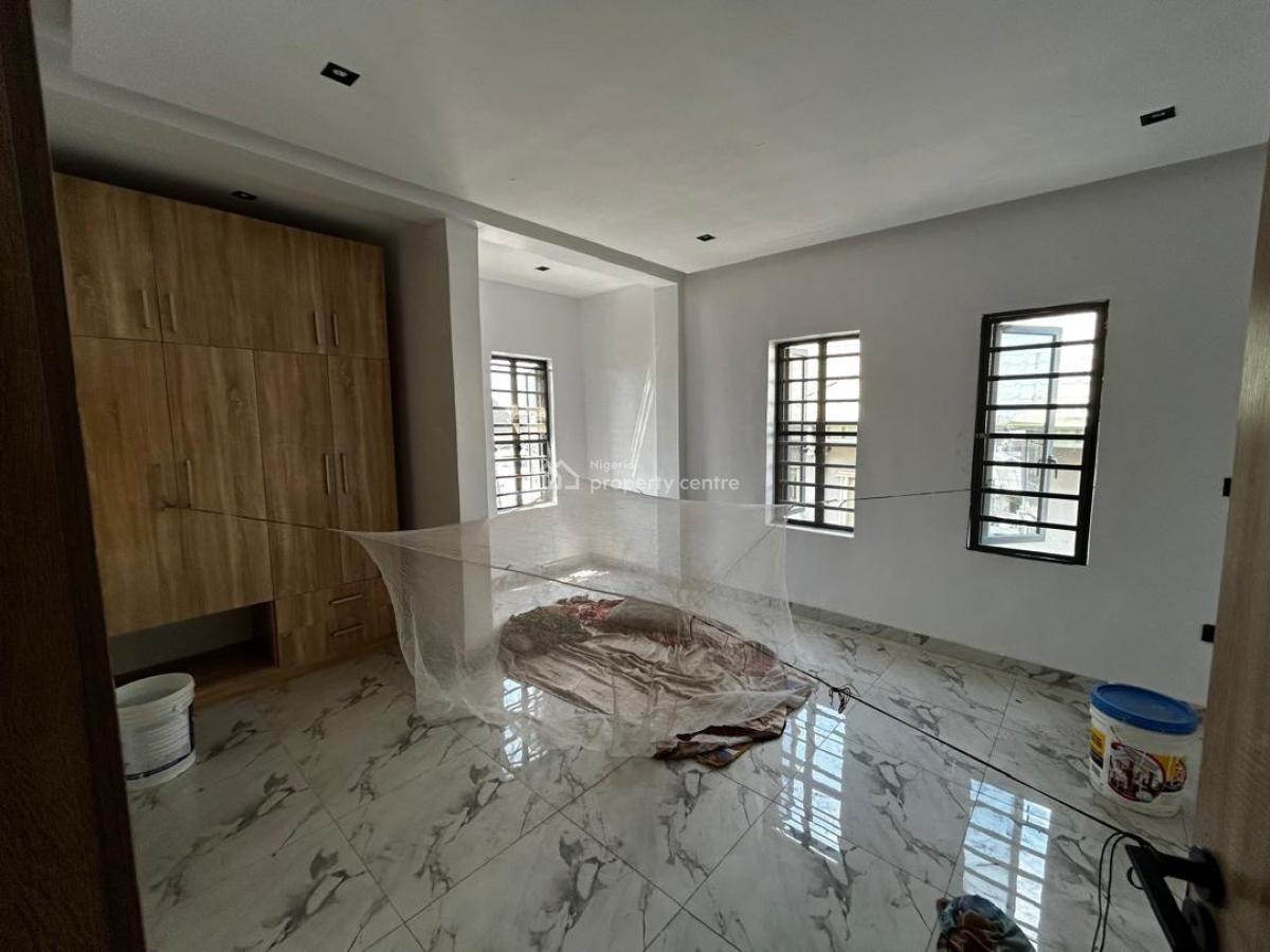 Luxury Spacious and Newly Built 3 Bedroom, Akoka, Yaba, Lagos, Block of Flats for Sale