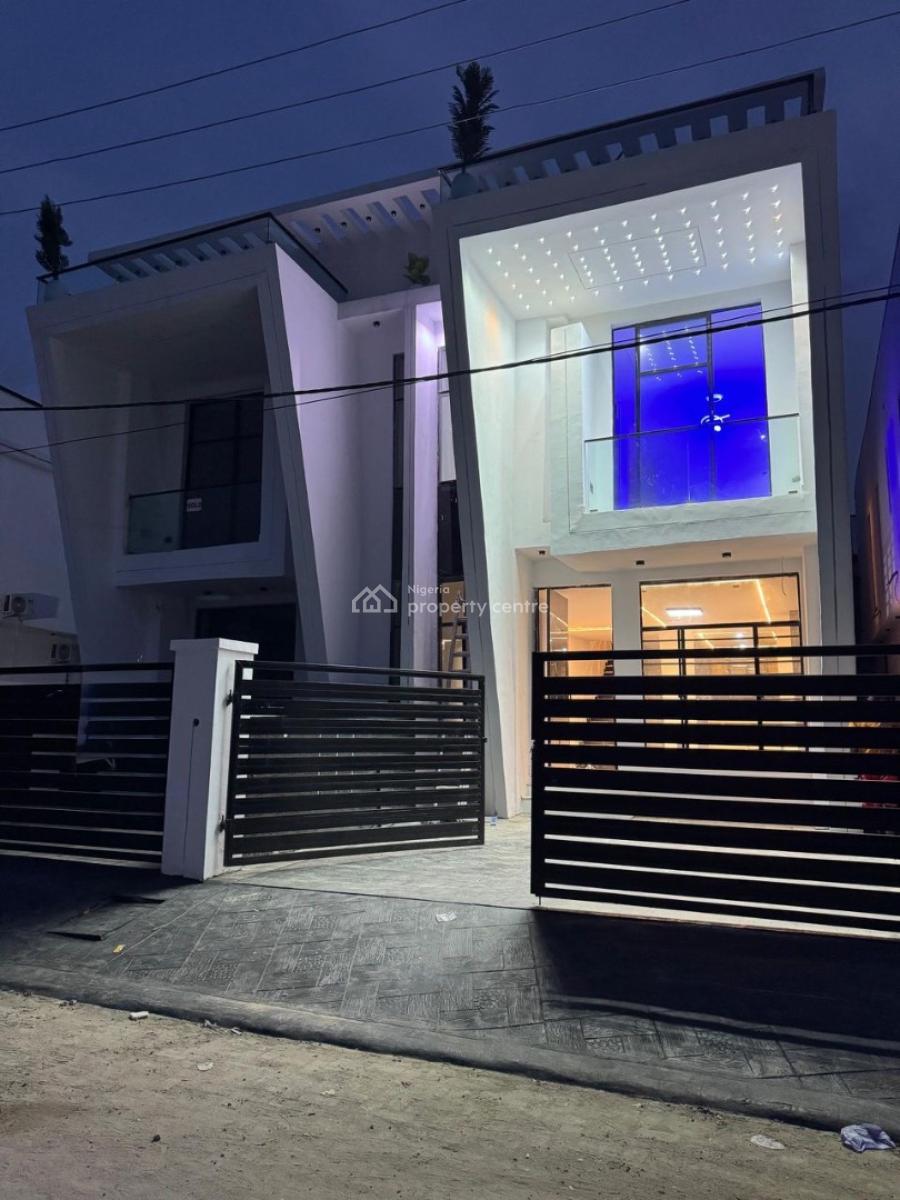 Self Serviced  Luxury 4 Bedroom Duplex with a Bq, Ikota, Lekki, Lagos, Semi-detached Duplex for Sale
