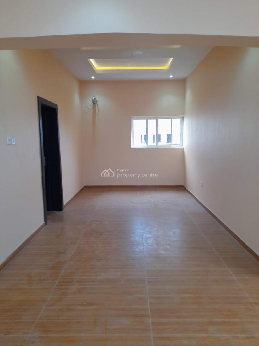 Lovely 2 Bedroom Apartment with Necessary Facilities, Off Ogombo Road, Abraham Adesanya, Lekki Scheme 2, Ajah, Lagos, Flat / Apartment for Rent