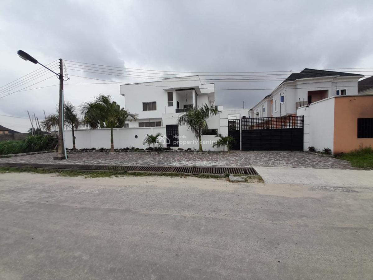 Lovely 2 Bedroom Apartment with Necessary Facilities, Off Ogombo Road, Abraham Adesanya, Lekki Scheme 2, Ajah, Lagos, Flat / Apartment for Rent