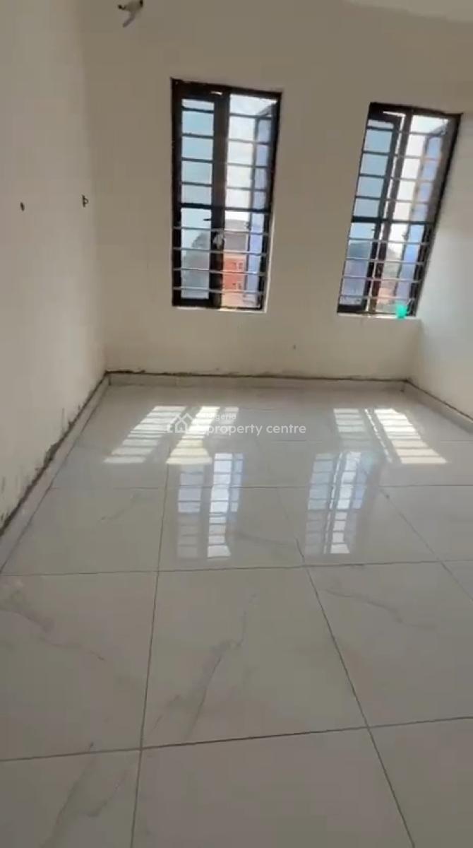 Newly Built Standard, Spacious 2 Bedroom and Mini Flat, Onipanu, Shomolu, Lagos, Flat / Apartment for Rent