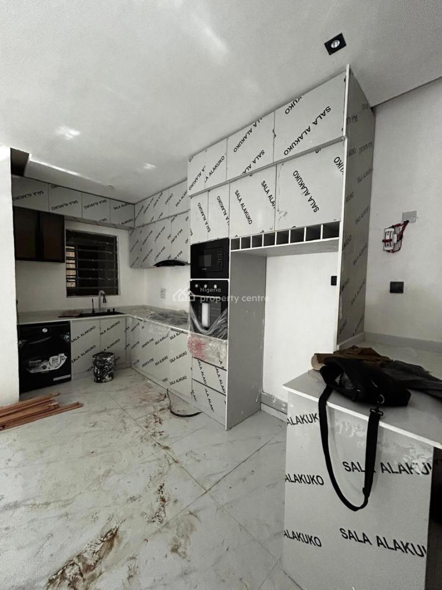 Executive and Newly Built 2 Bedroom with All Rooms En-suite, Yaba, Lagos, Block of Flats for Sale