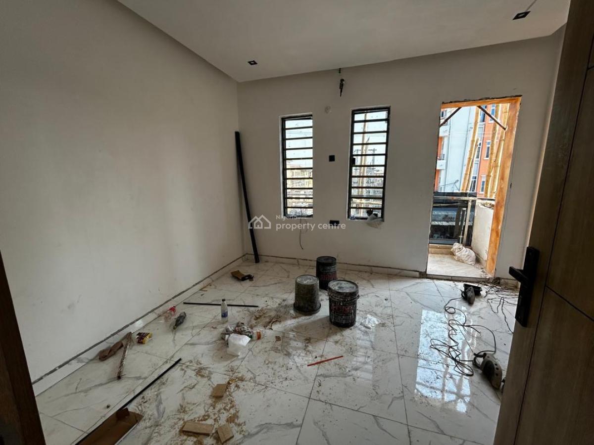 Executive and Newly Built 2 Bedroom with All Rooms En-suite, Yaba, Lagos, Block of Flats for Sale