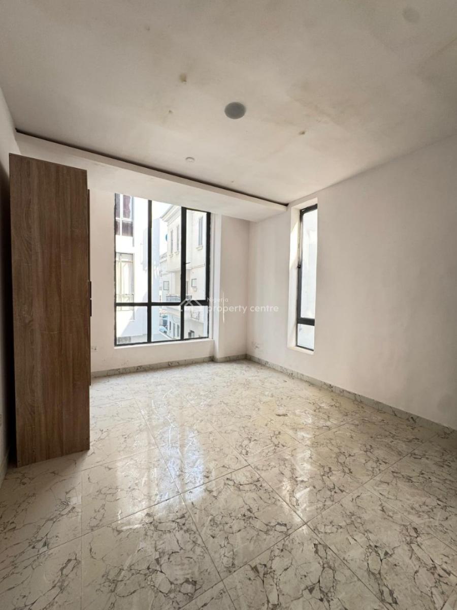 2 Bedroom Apartment, Chevron Drive, Lekki, Lagos, Block of Flats for Sale