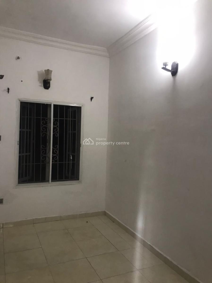 a Well Maintained 3 Bedroom Apartment with Excellent Facility, Ajah, Lekki, Lagos, Flat / Apartment for Rent