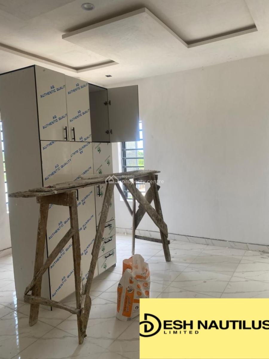 Premium 2 Bedroom Apartment in a Secure Environment, Lekki Phase 2, Lekki, Lagos, Flat / Apartment for Sale