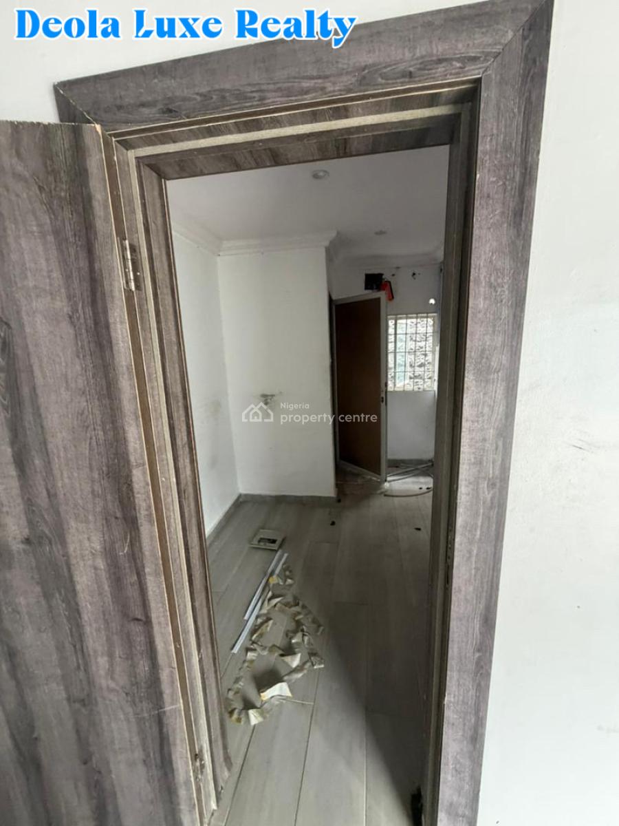 a Very Spacious Commercial Shop(ground Floor), Fola Osibo, Lekki Phase 1, Lekki, Lagos, Commercial Property for Rent