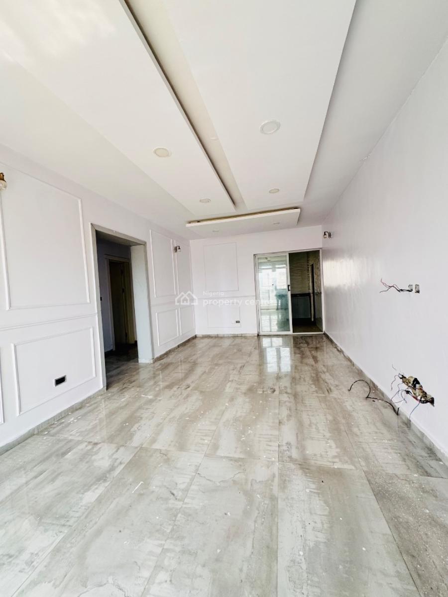 Spacious 2bedroom Apartment Available 6m, Orchid Road, Lekki, Lagos, Flat / Apartment for Rent