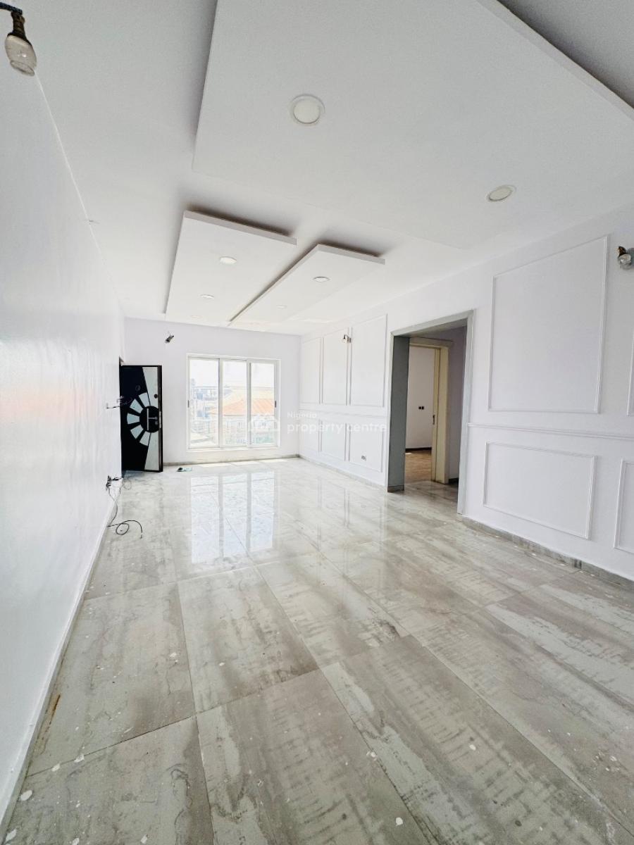 Spacious 2bedroom Apartment Available 6m, Orchid Road, Lekki, Lagos, Flat / Apartment for Rent