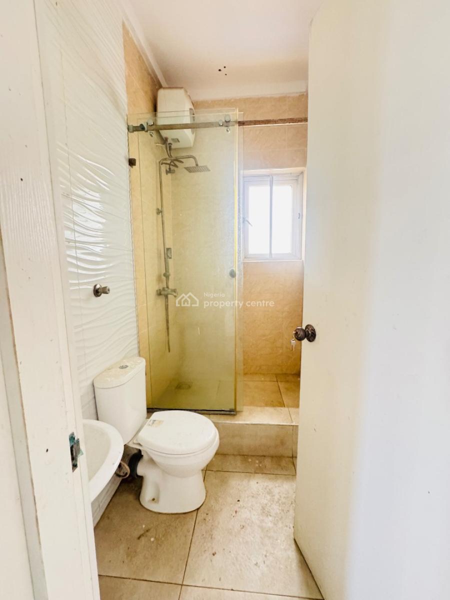 Spacious 2bedroom Apartment Available 6m, Orchid Road, Lekki, Lagos, Flat / Apartment for Rent