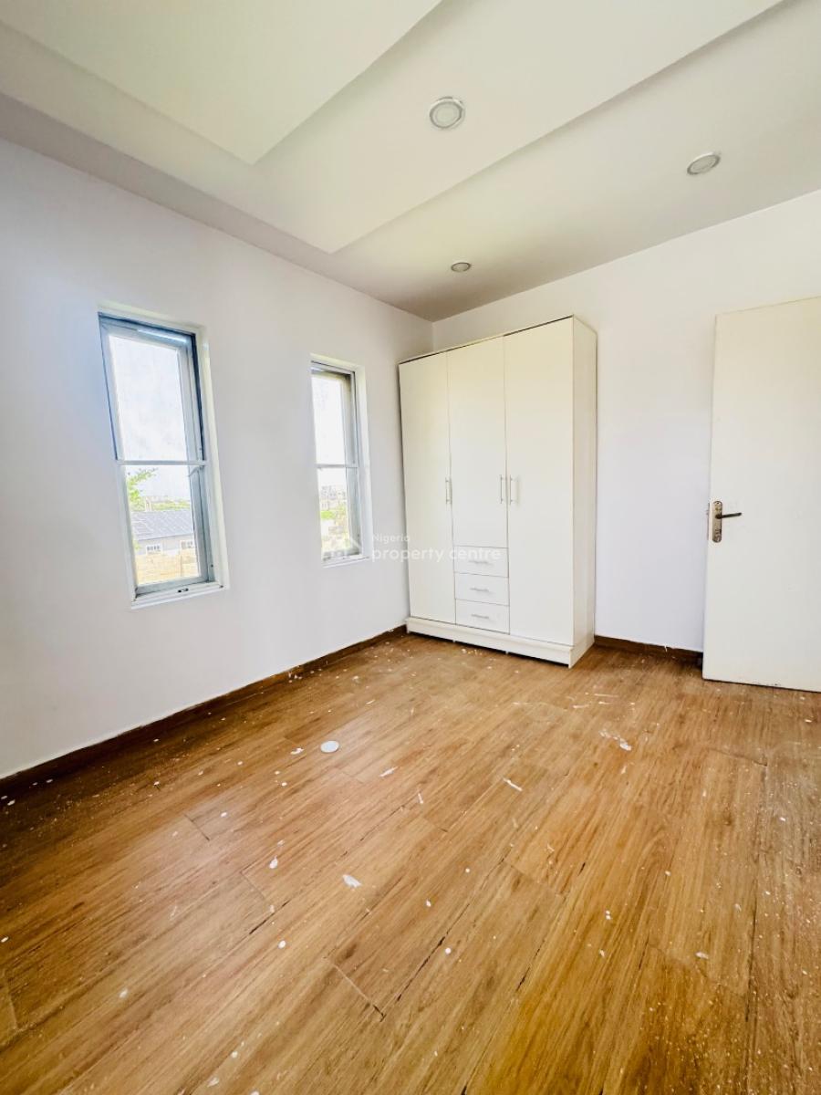 Spacious 2bedroom Apartment Available 6m, Orchid Road, Lekki, Lagos, Flat / Apartment for Rent