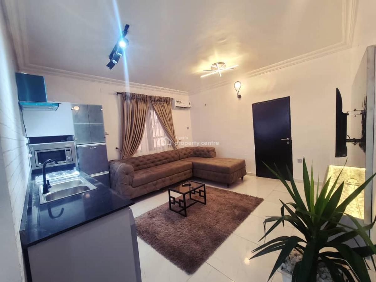 Luxury 1 Bedroom Apartment with Snooker Board, Gra, Ikeja, Ikeja, Lagos, Flat / Apartment Short Let